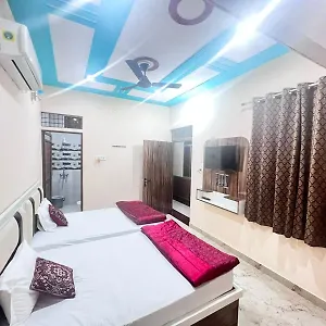 The Orchid - Walkable Distance From Taj Mahal Séjour chez l'habitant